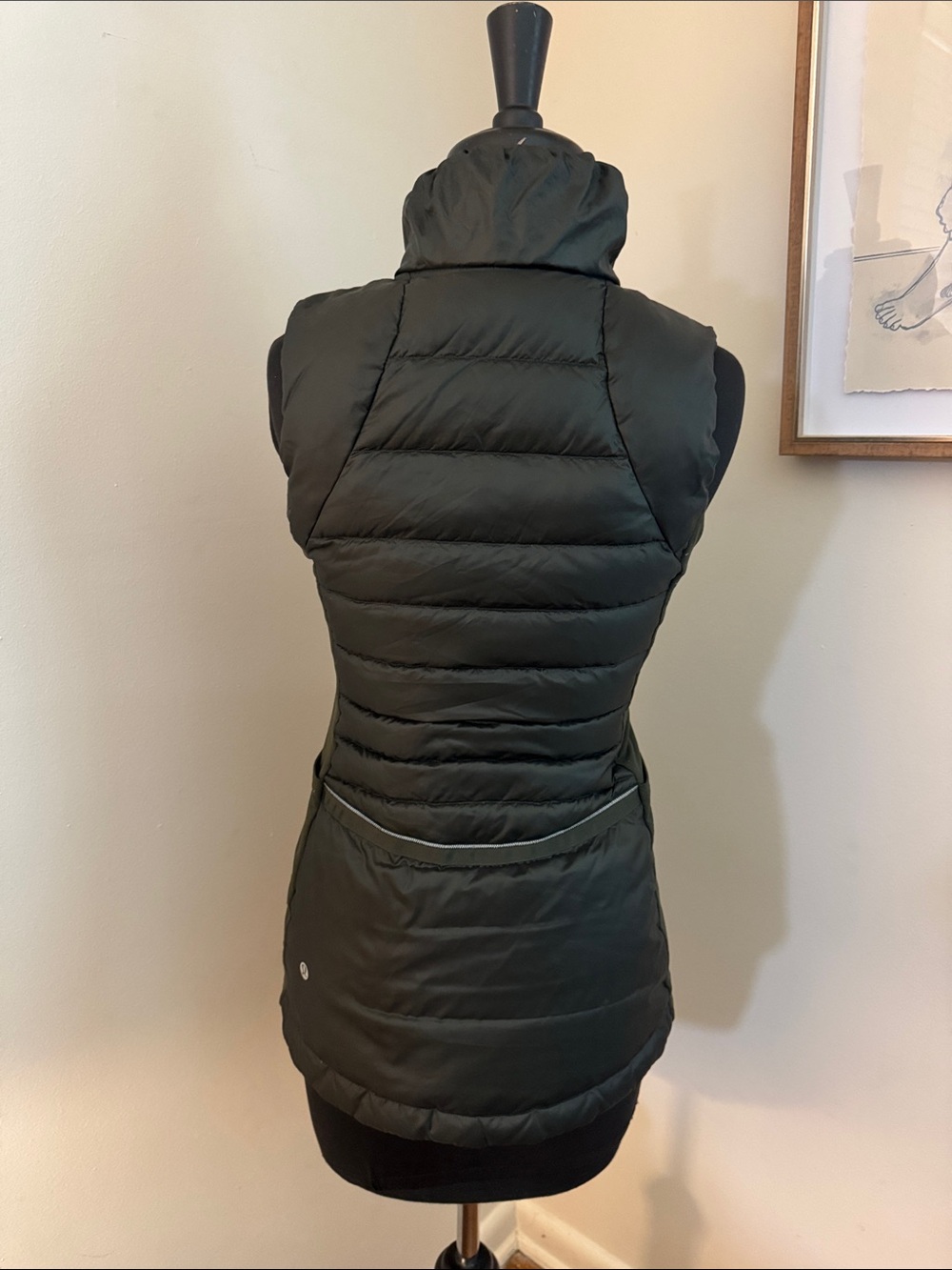 Lululemon | Women Down For A Run Vest II Size 6 Gator Green Reflective - Picture 4 of 7